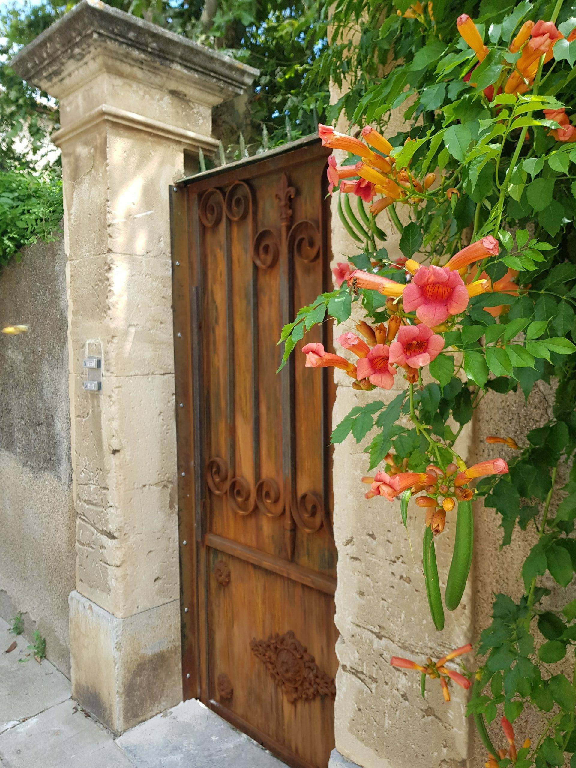 Portillon entièrement tôlé forgé à l'ancienne
