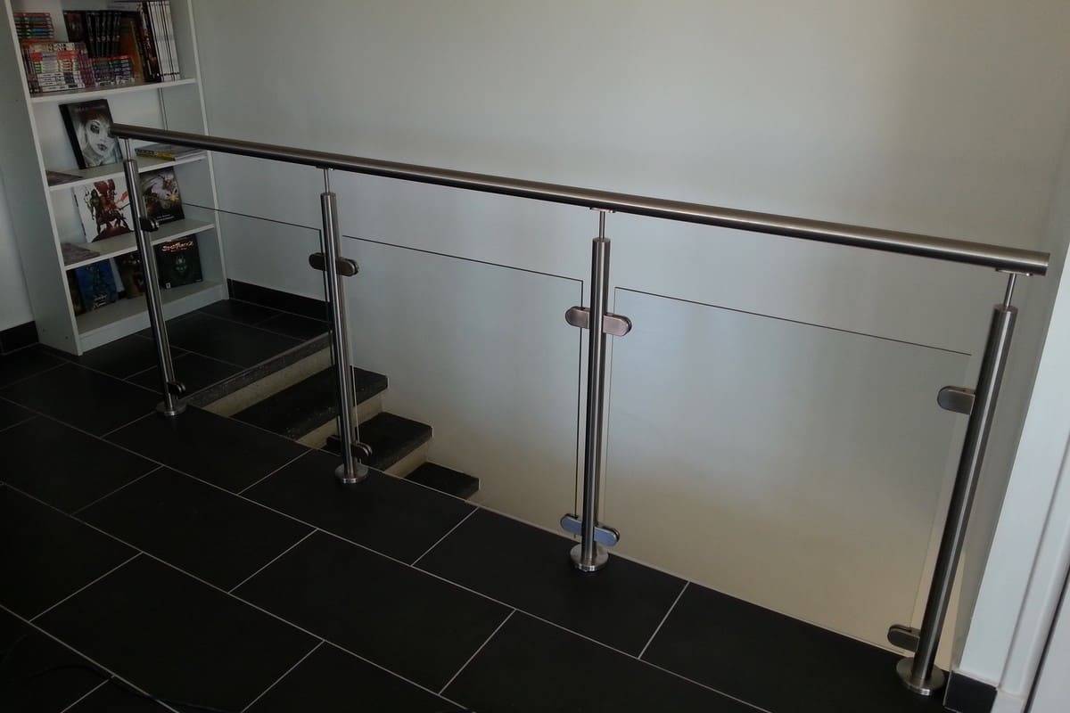 Garde corps inox et panneaux de verre 2